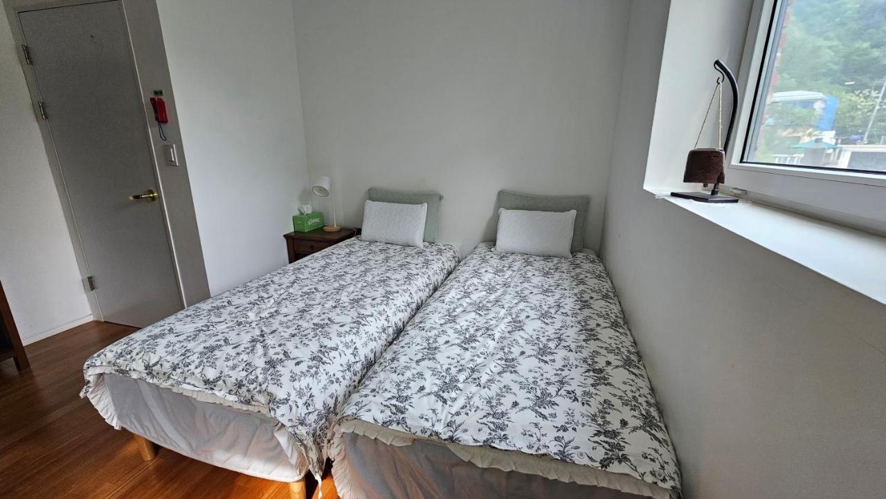 Guesthouse The Kims Seoul Exterior photo